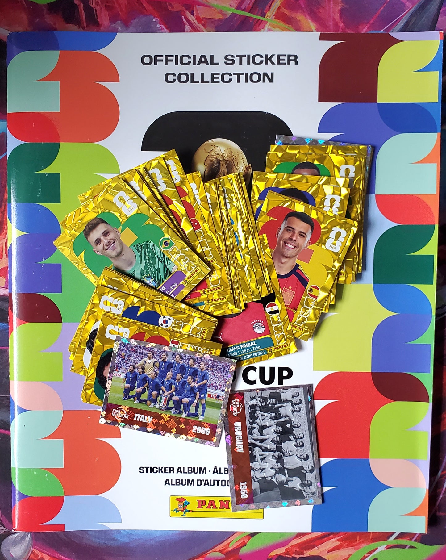71 gold stickers + album (Panini World cup 2026)
