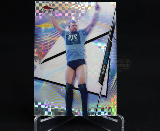Daniel Bryan #42 Refractor 2020 Topps Finest WWE