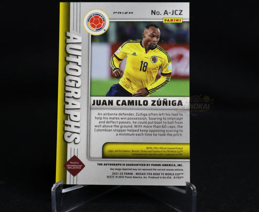 COLOMBIA 2021-22 Mosaic JUAN CAMILO ZUNIGA Auto Silver Prizm