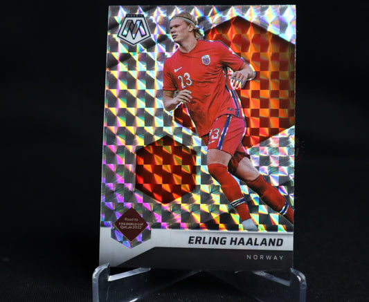 NORWAY 2021-22 Panini Mosaic FIFA Road World Cup Erling Haaland #56 Mosaic Prizm